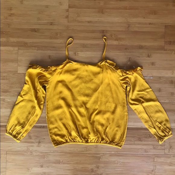 Yellow Ruffle Cold Shoulder - Picture 2 of 2
